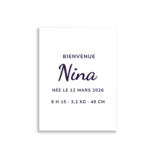 Gros plan sur l'affiche de naissance personnalisée : prénom, date, heure, poids et taille